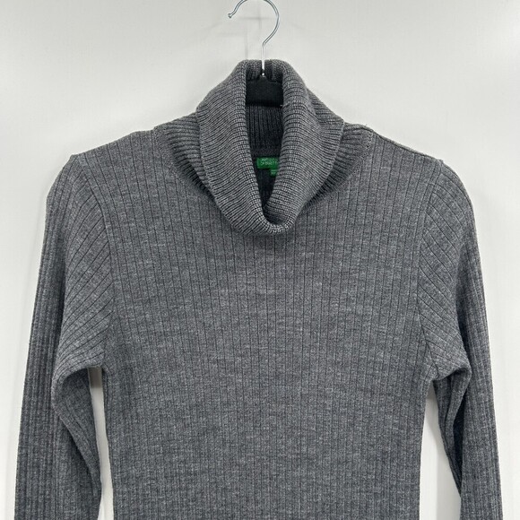UNITED COLORS OF BENETTON Gray Ribbed Turtleneck Sweater Top Size Medium - Picture 3 of 6